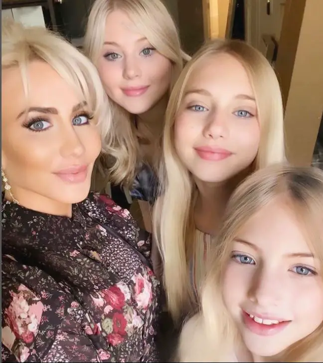 Josh Hamilton and his former wife and daughters